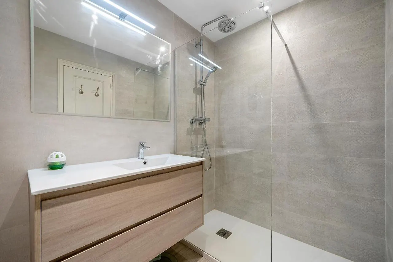 Hauzify I Apartament Bovila Mar Apartment S'Agaro